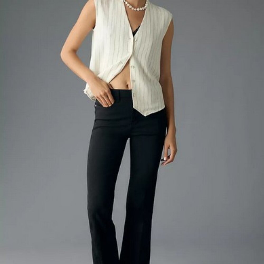 The Yaya Floral Embroidered Mid-Rise Crop Jeans by Pilcro